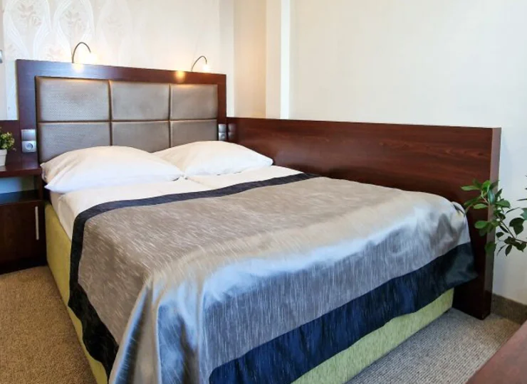 Sypiania mniejszego apartamentu 2+2