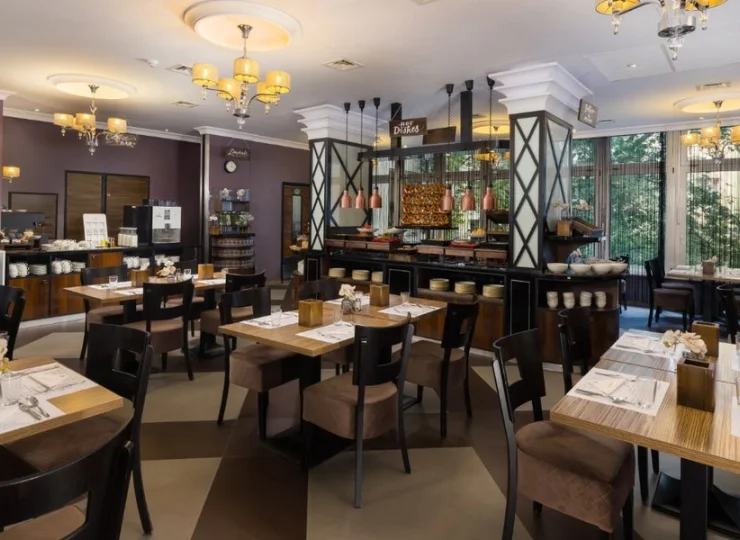 Goście zaczynają tu dzień od śniadania w formie bufetu