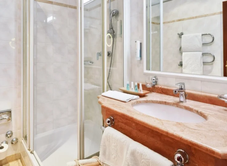 Każdy pokój ma własną łazienkę