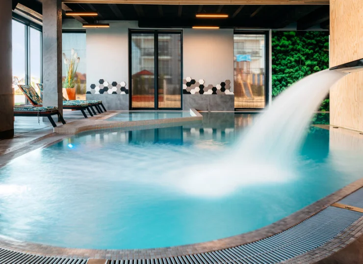 Do dyspozycji gości jest basen wewnętrzny oraz jacuzzi