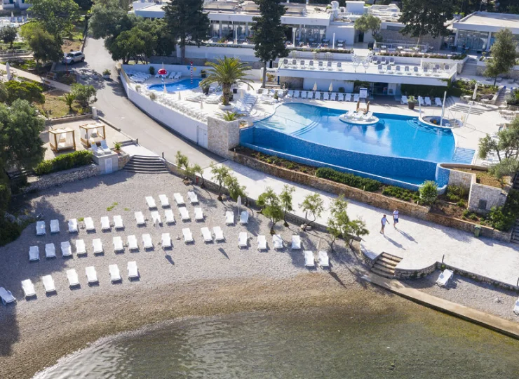 Port 9 Holiday Homes by Aminess ma bezpośredni dostęp do plaży