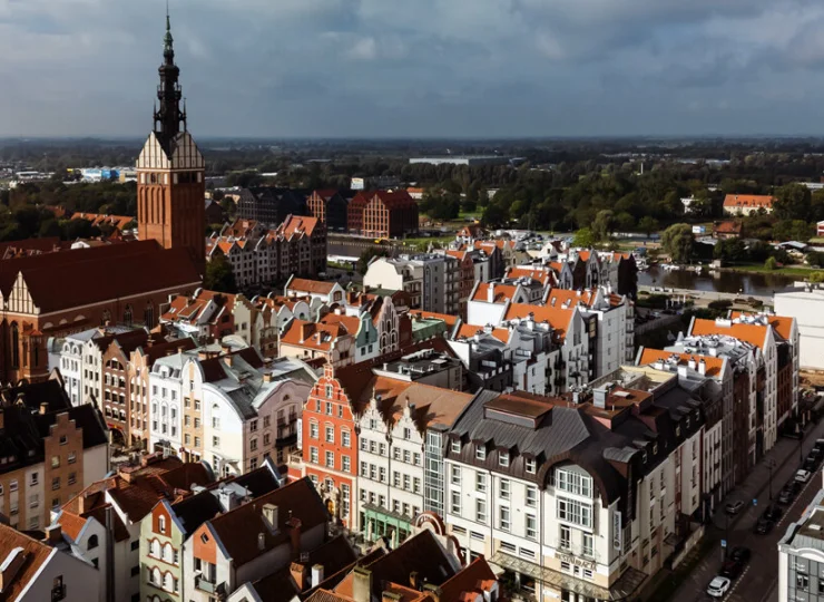 Focus Hotel Premium Elbląg**** mieści się w szeregu odrestaurowanych kamienic