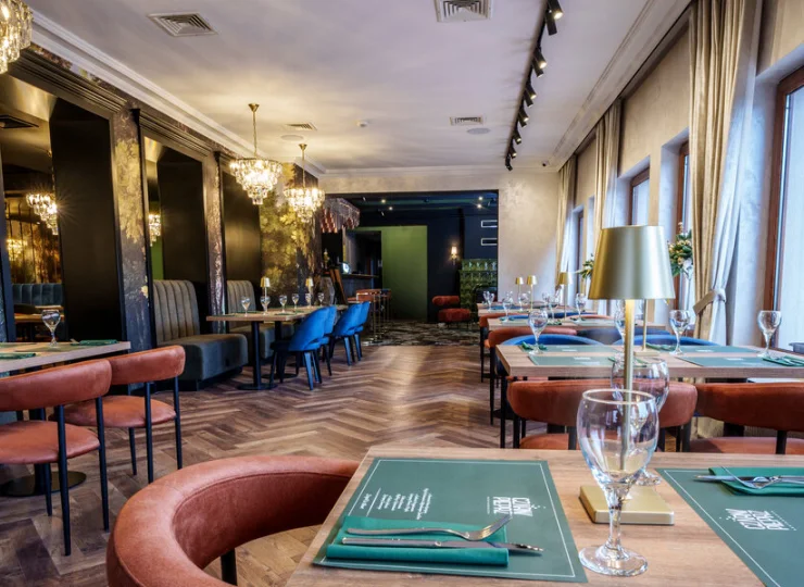 Goście mogą korzystać z sezonowego menu