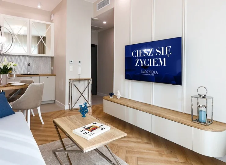 Rozkładana sofa może służyć jako łóżko dla 2 dodatkowych osób