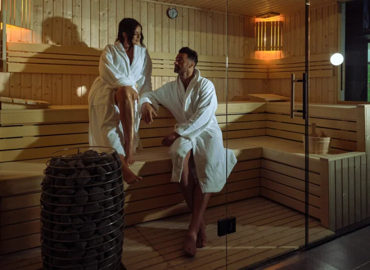 W strefie wellness jest m.in. kryty basen i 3 sauny