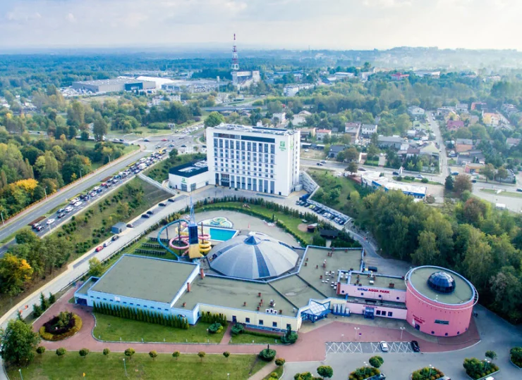 Holiday Inn to hotel w Dąbrowie Górniczej tuż obok parku wodnego