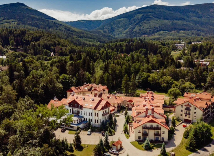 Sofra Karpacz u stóp Karkonoszy