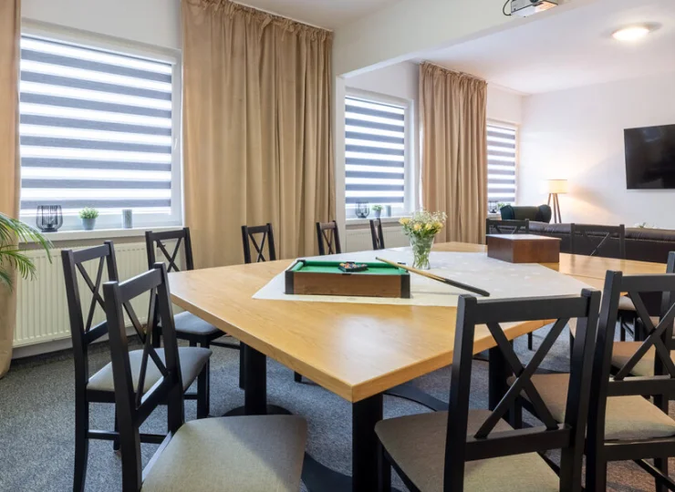 Awilla zaprasza do części wspólnych, gdzie można np. zagrać w planszówki