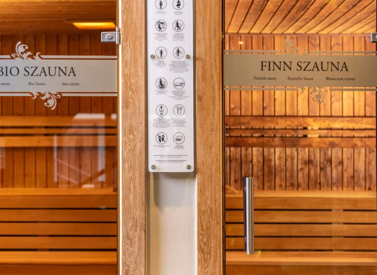 Wejście do sauny fińskiej i biosauny