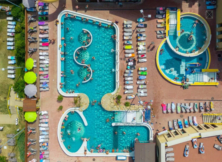 Termy są rozrywką dla gości w każdym wieku