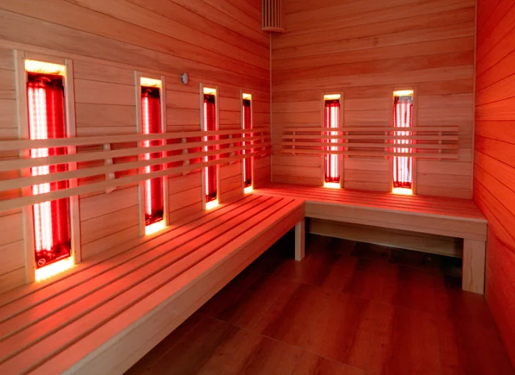 Mieści się tutaj sauna infrared