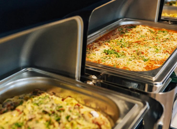 Restauracja oferuje także obiadokolacje