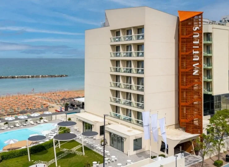 Hotel jest położony we włoskim Pesaro