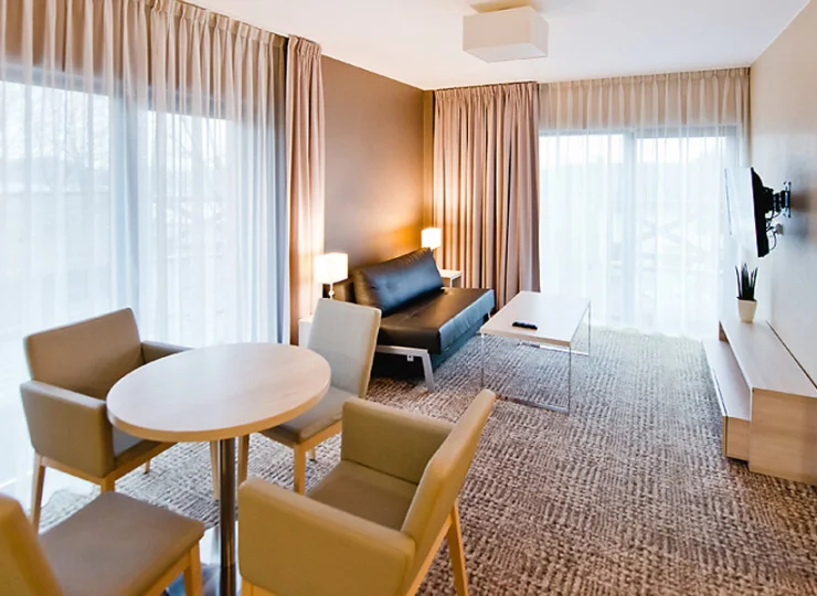 Najbardziej komfortową opcją zakwaterowania są przestronne apartamenty