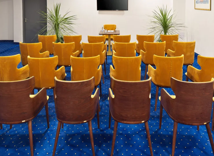 W hotelu przygotowano także salę konferencyjną
