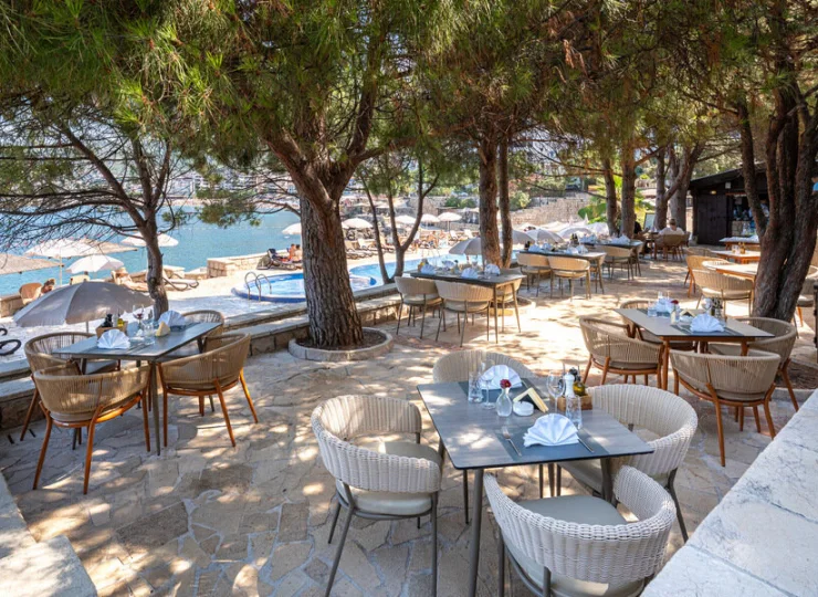 Ruza Vjetrowa ma 3 restauracje a'la carte i jedną bufetową