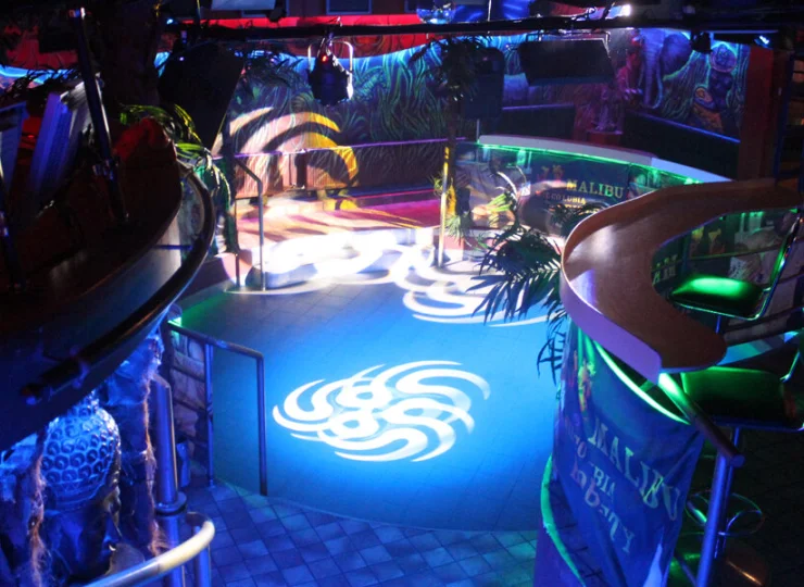Hotel Ara posiada także klub nocny z dyskoteką