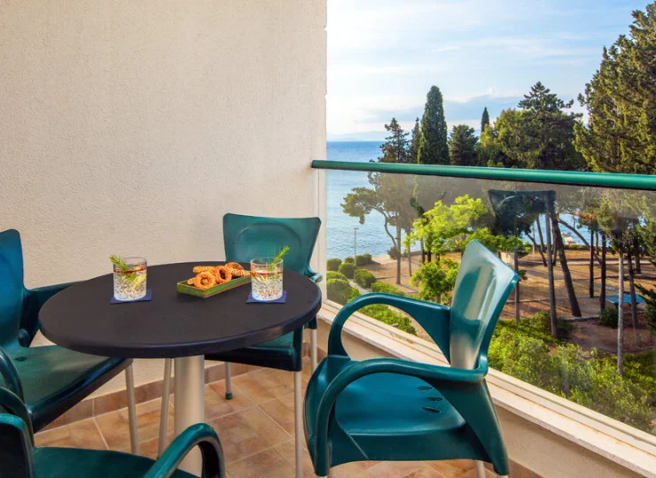 Balkon z widokiem na morze w premium suite