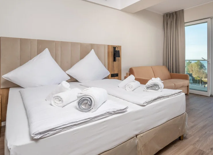 Resort dysponuje pokojami z widokiem na morze
