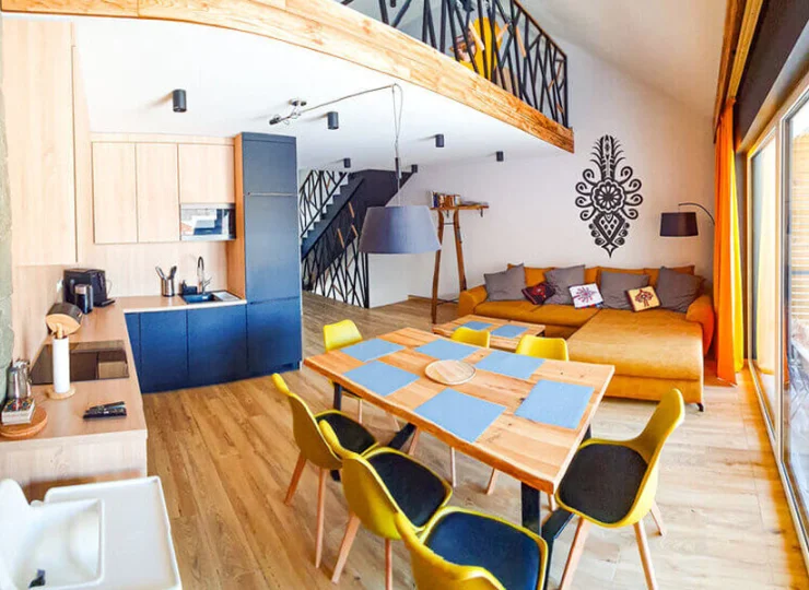 Pokój dzienny apartamentu 8-osobowego H2