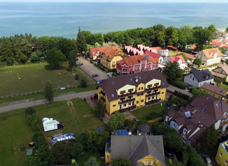 Soleil Resort & Spa jest położony niespełna 200 m od plaży w Rewalu