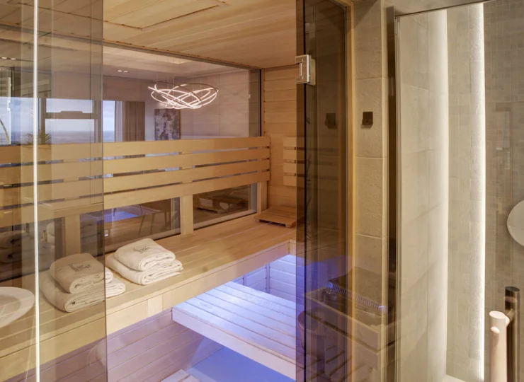 Na zdjęciu: apartament typu luxury suite z sauną na 31. piętrze