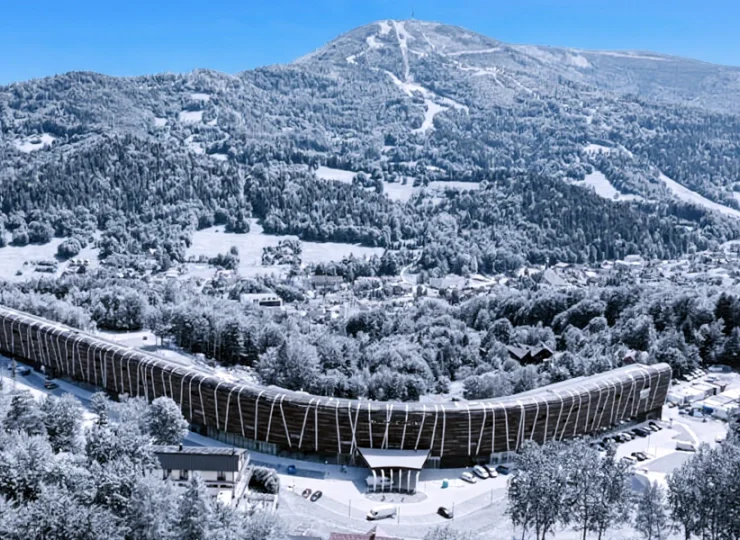 Mercure Szczyrk Resort **** to imponujący hotel w górach