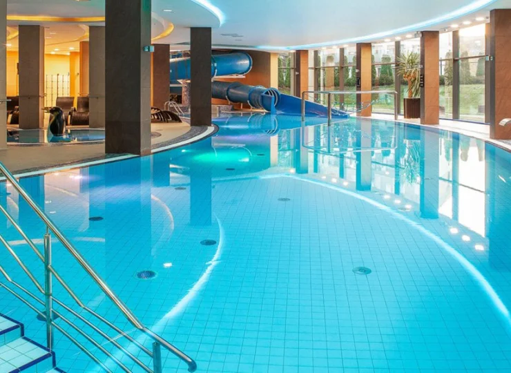 Goście mogą skorzystać z sąsiedniego Parku Wodnego Primavera