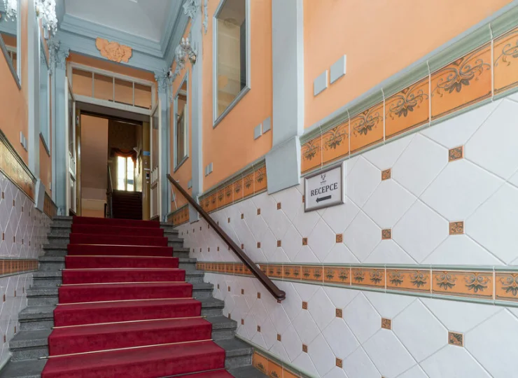 Hotel Raffaello jest położony w zabytkowej, XIX-w. kamienicy