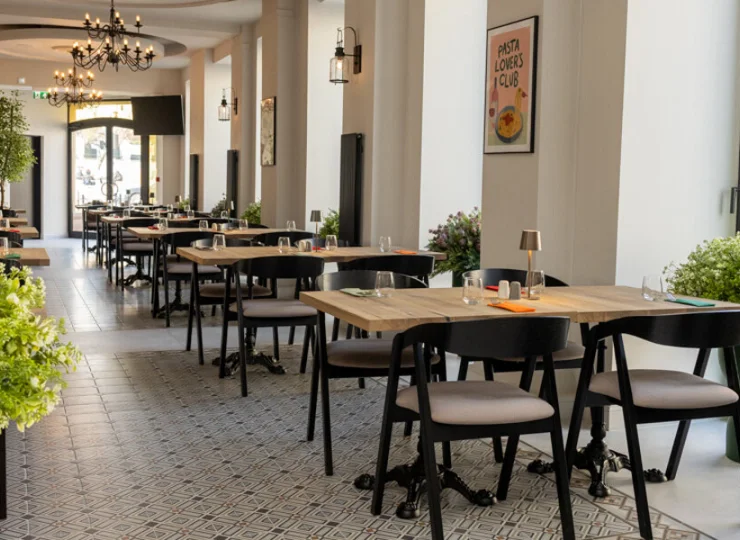 Kuchnia wykorzystuje lokalną jagnięcinę i produkty od małych dostawców z Sycylii