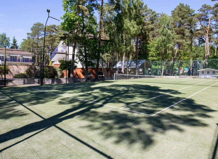 Na aktywnych czeka kort tenisowy