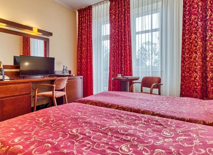 Pokój ekonomiczny 2-os. twin/double (z podwójnym albo 2 pojedynczymi łóżkami)