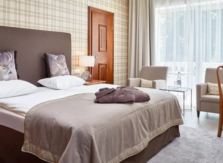 Pokoje są komfortowo urządzone