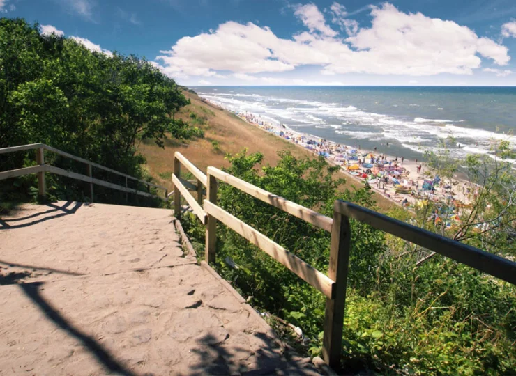 Bezpośrednie zejście do morza znajduje się 100 m od hotelu