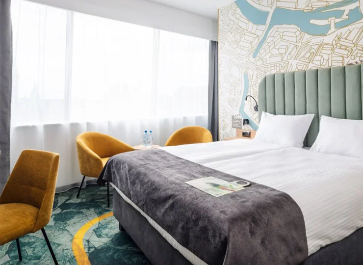 Hotel oferuje komfortowe pokoje z wieloma udogodnieniami