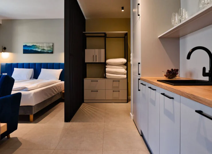 Apartamenty typu studio są szczególnie wygodne dla 2 osób, ale pomieszczą też 4