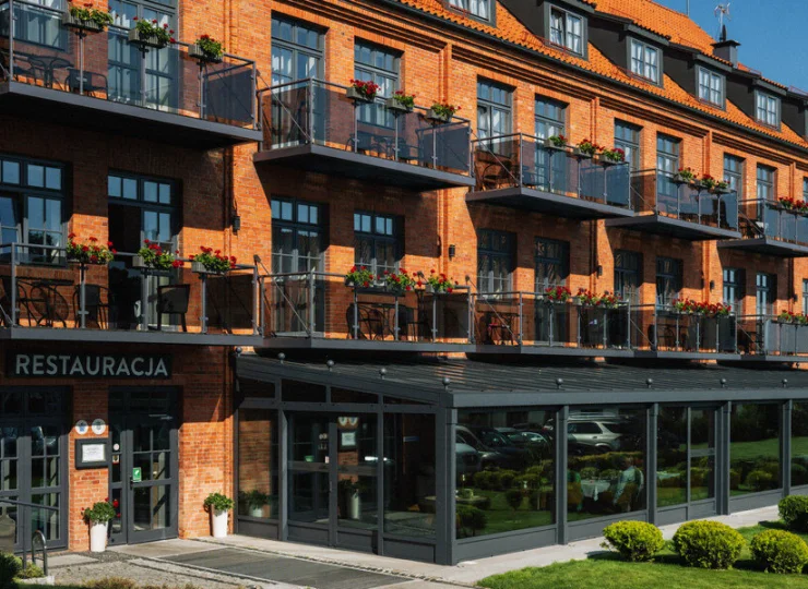 Restauracja Kolumnowa mieści się w budynku Hotelu Rycerskiego