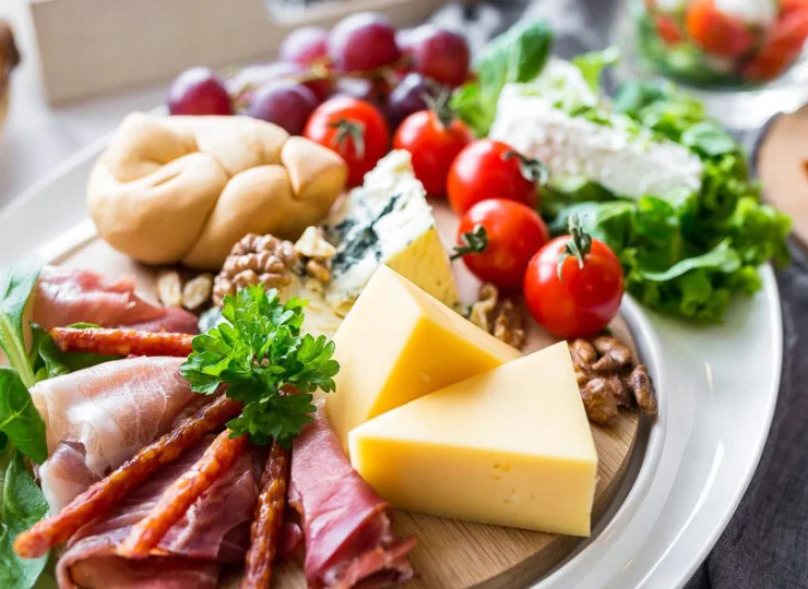 Świąteczne śniadania będą w formie bufetu, będą też bufety z ciasem