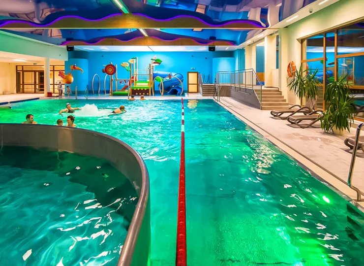 Hotel nad morzem z aquaparkiem to doskonałe miejsce dla rodzin z dziećmi