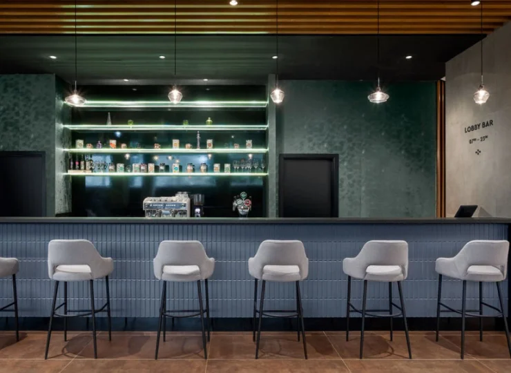Lobby bar zaprasza na różnorodne napoje