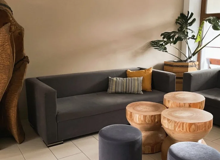 Wnętrza hotelu Brans są gustownie urządzone