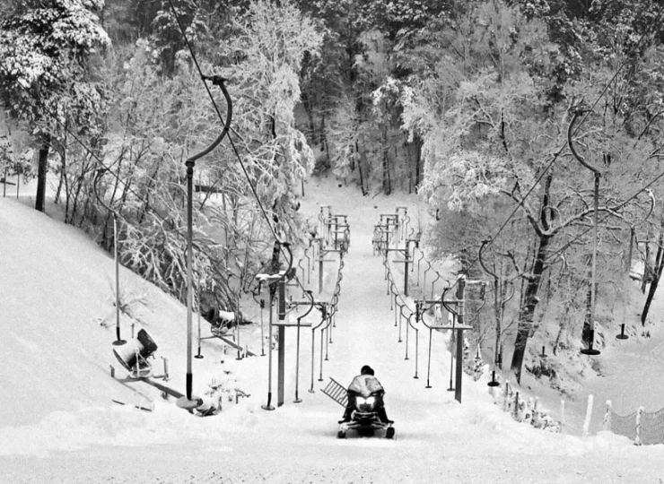 Zimą w Kazimierzu można jeździć na nartach