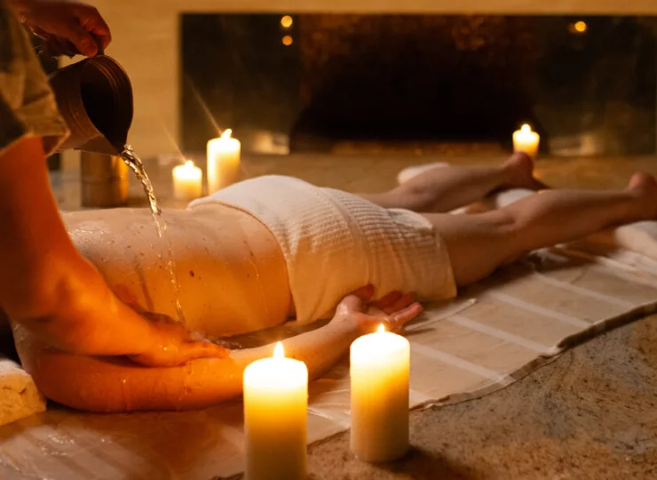 W strefie SPA możesz skorzystać z odnawiających zabiegów i masaży