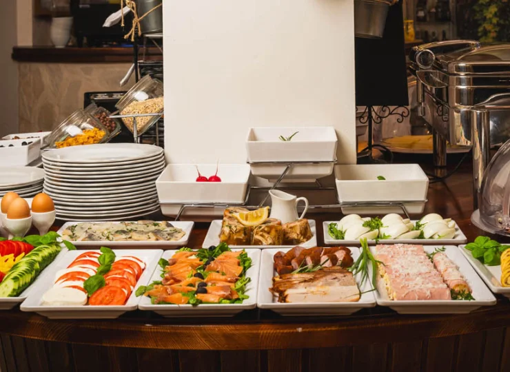 Na gości codziennie czeka śniadanie w formie bufetu