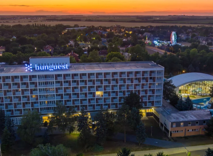 Hunguest Hotel Beke jest położony w centrum Hajduszoboszlo