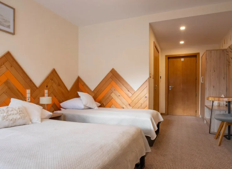 W ofercie dostępne są pokoje 2-, 3- i 4-osobowe