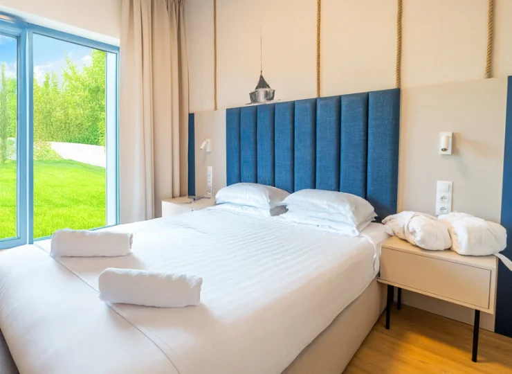 Dla gości przygotowano szlafroki i ręczniki