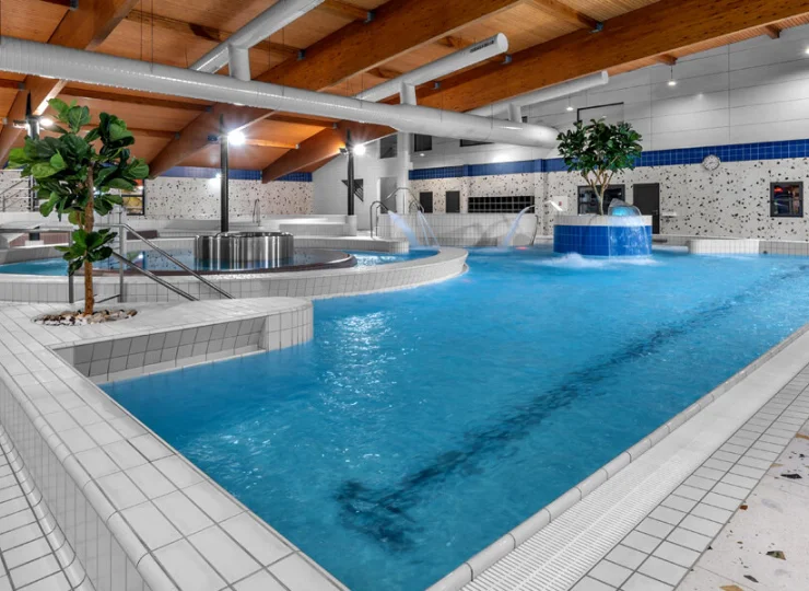 Odprężenie w wodzie jest świetnym odpoczynkiem po szaleństwach na stoku