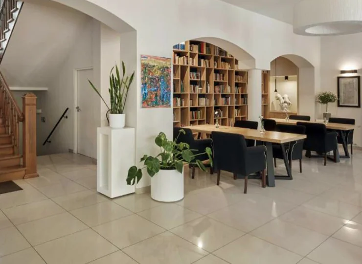 Hotel Impresja urządzono w dostojnym przedwojennym budynku