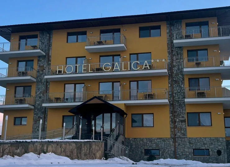 Nowo otwarty hotel w bezpośrednim sąsiedztwie kąpieliska termalnego